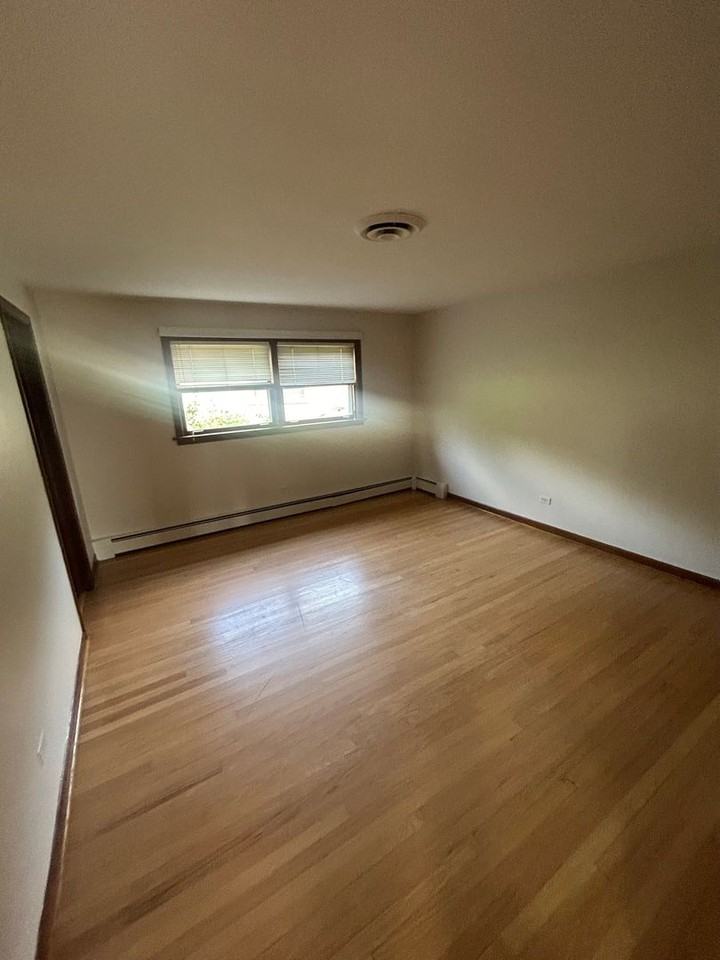 1330 Bonita Dr - Photo 4 of 13