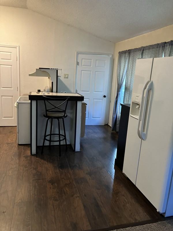 720 Alexander St #5 - Photo 5 of 11