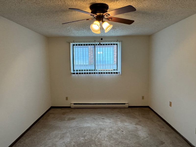 21 Barton Ct #2 - Photo 5 of 7