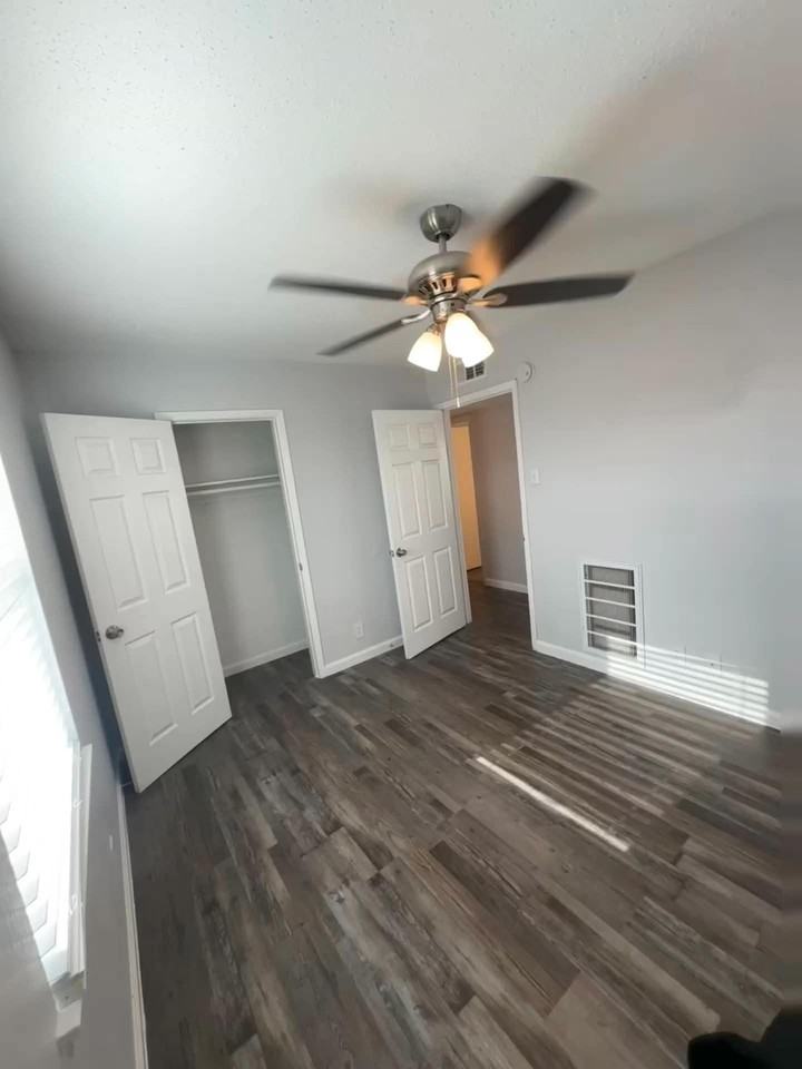 4620 Miller Ave #141 - Photo 5 of 6
