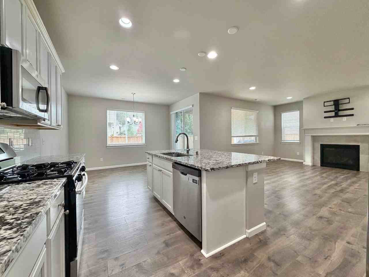 4285 Andasio Loop Se - Photo 2 of 30