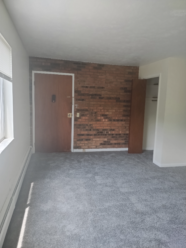 1920 Dallas Ave #4 - Photo 2 of 19