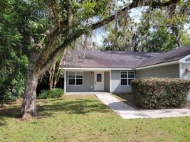 featured image of 45 S Oak St