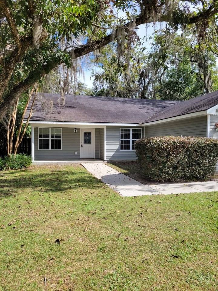 45 S Oak St - Photo 3 of 16