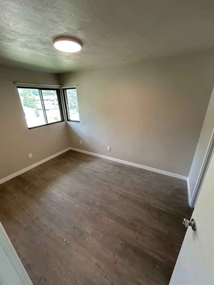 Tall Pines Apartments - Photo 2 of 8