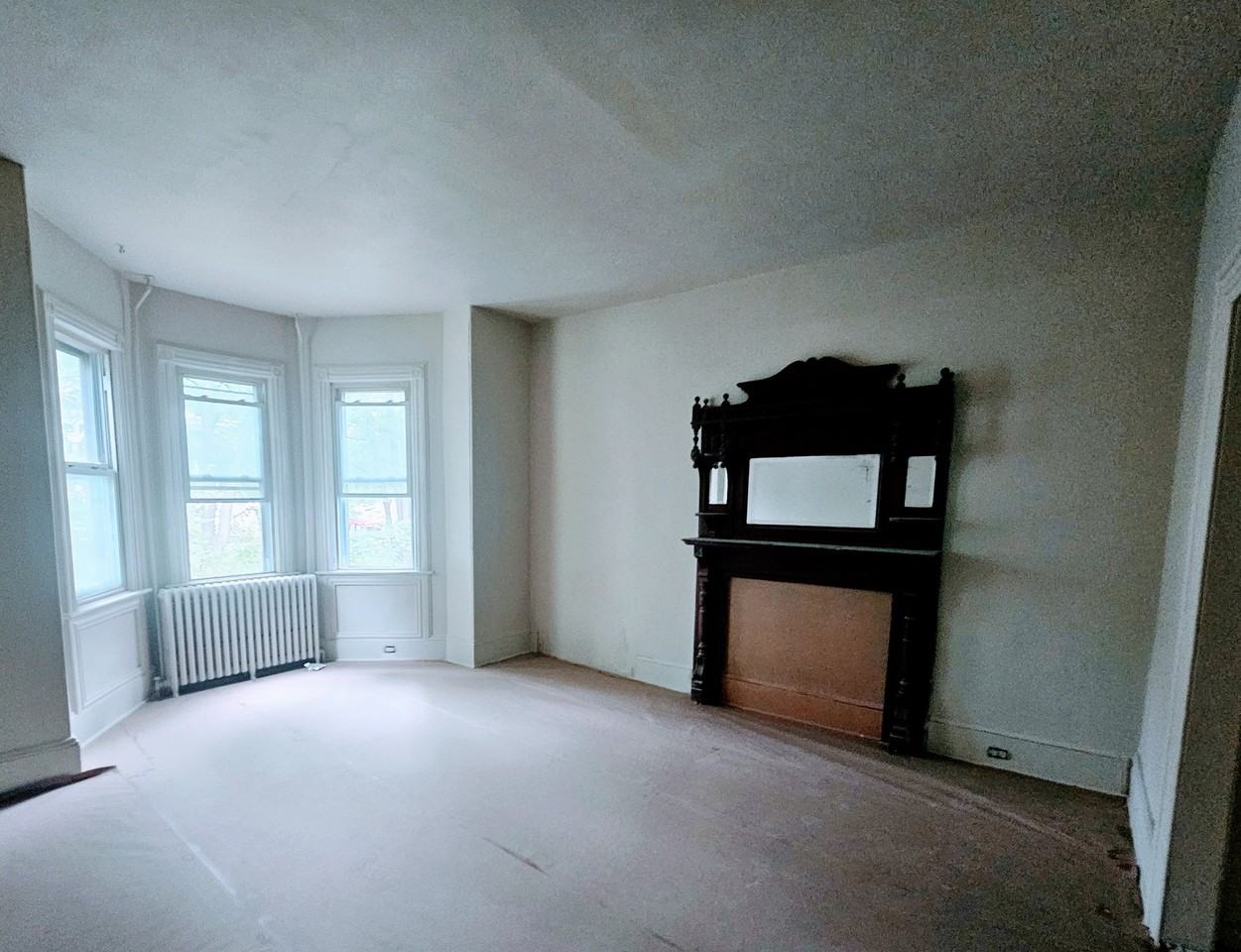 105 Broad St #1 - Photo 4 of 9