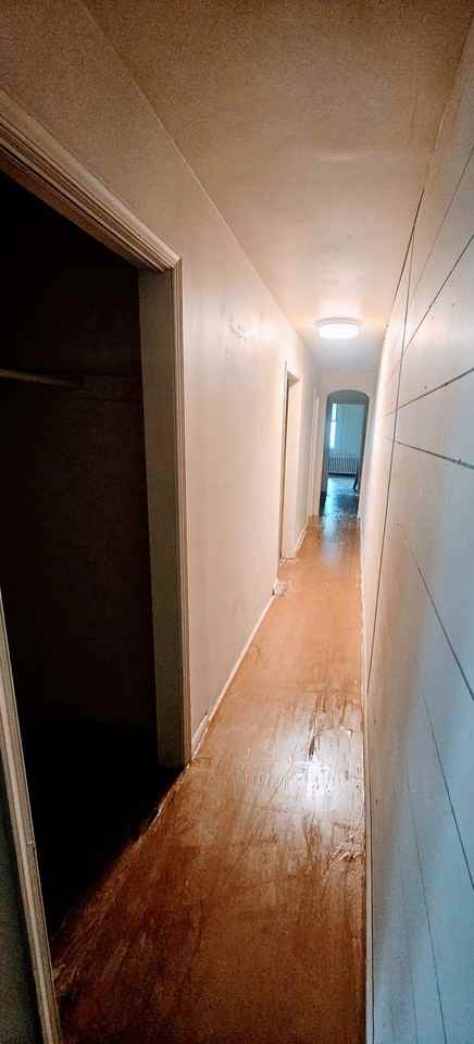 105 Broad St #1 - Photo 6 of 9