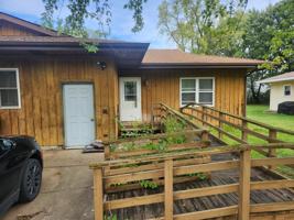 featured image of 2726 Hallie Ln