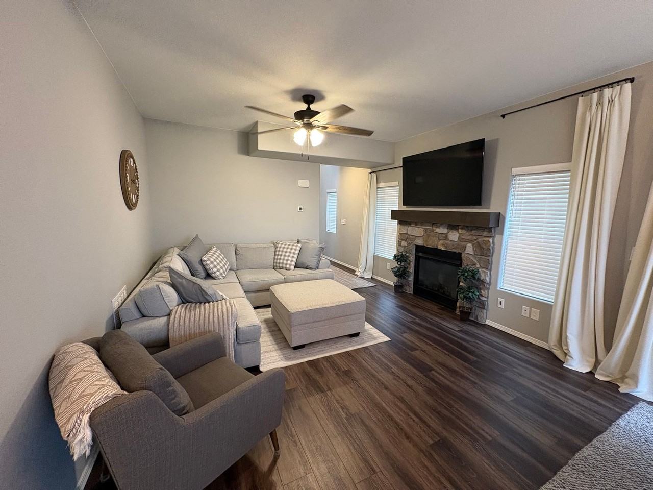 3786 Vineyard Cir - Photo 6 of 26