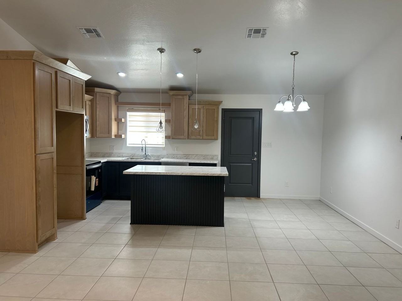 5063 5063 E Udall Ln - Photo 2 of 12