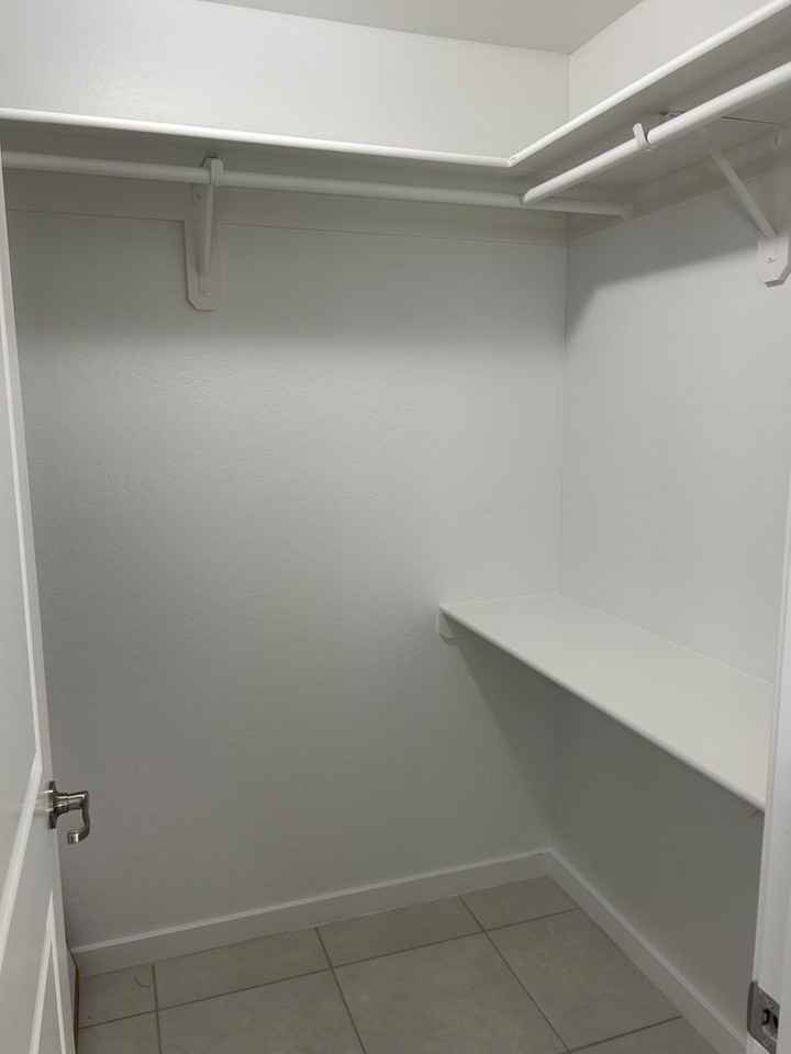 5063 5063 E Udall Ln - Photo 6 of 12