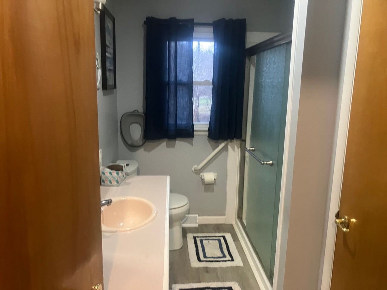 912 Wayne Ct - Photo 2 of 14