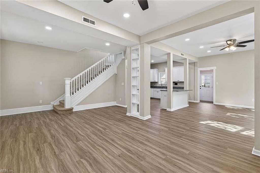 3596 Kentucky Ave - Photo 5 of 34