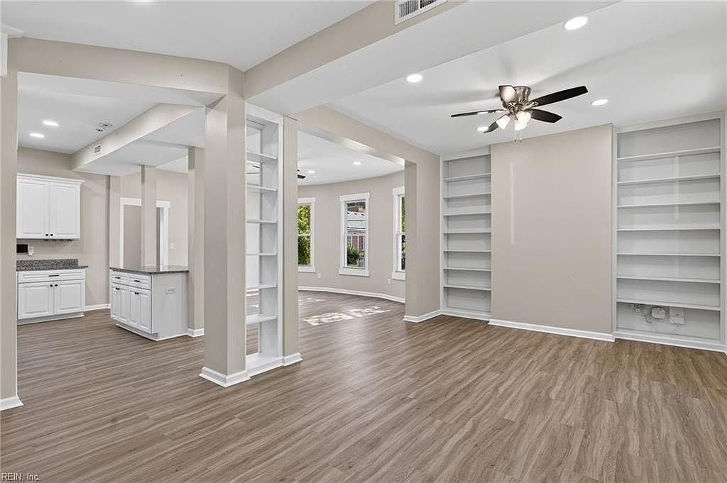 3596 Kentucky Ave - Photo 6 of 34
