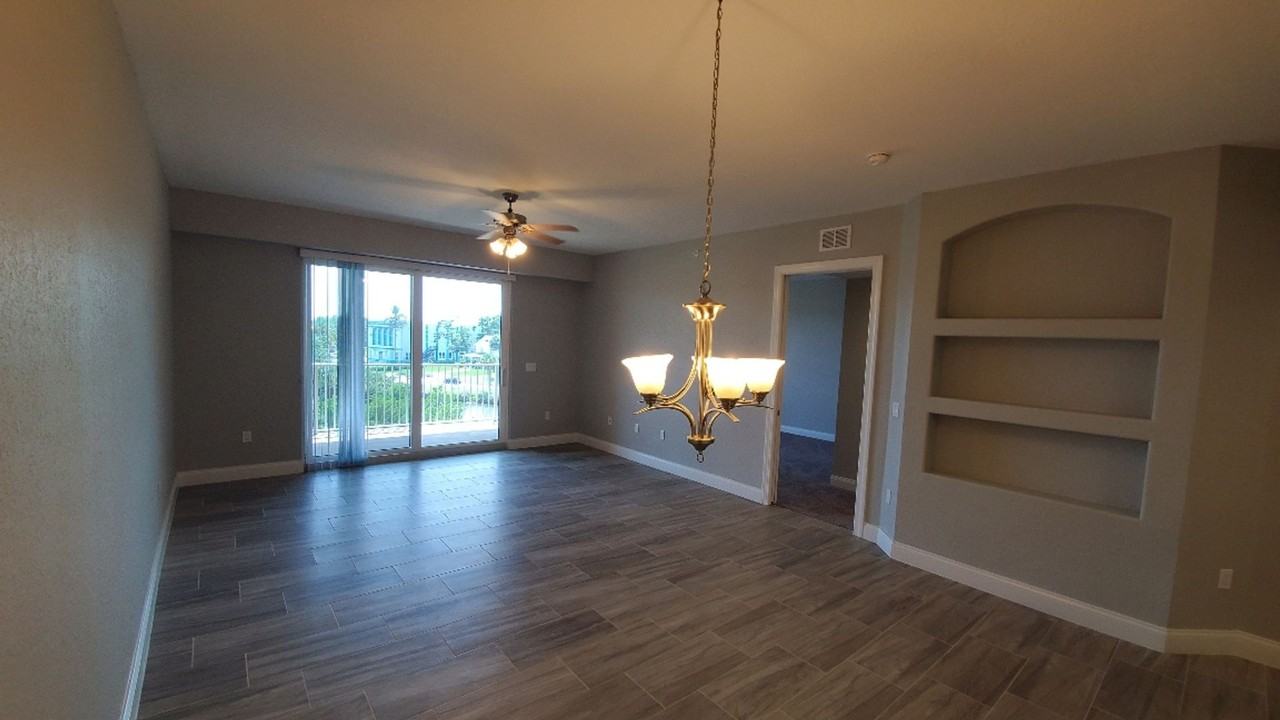2 Riverwalk Dr #403 - Photo 5 of 20