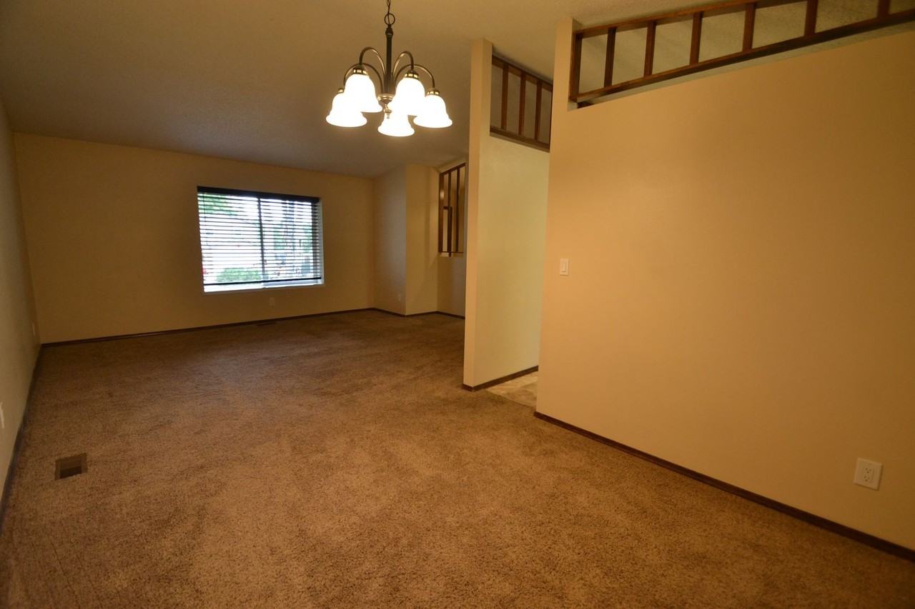 4960 Molly Pond Ct - Photo 3 of 24