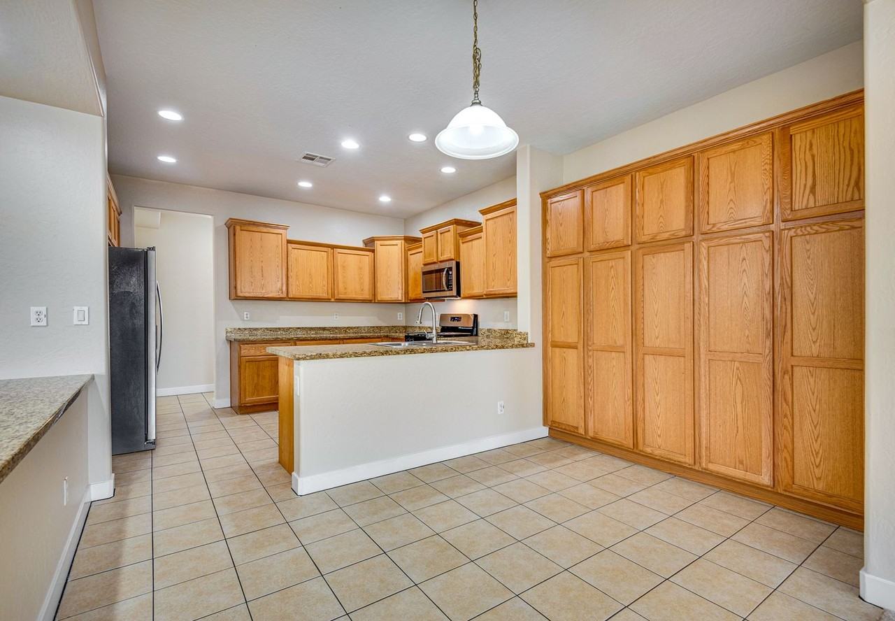 4042 Haflinger Ct - Photo 2 of 19