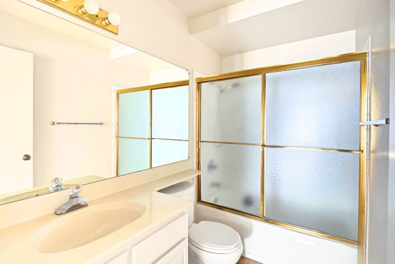 6312 Buena Vista Dr #C - Photo 5 of 12