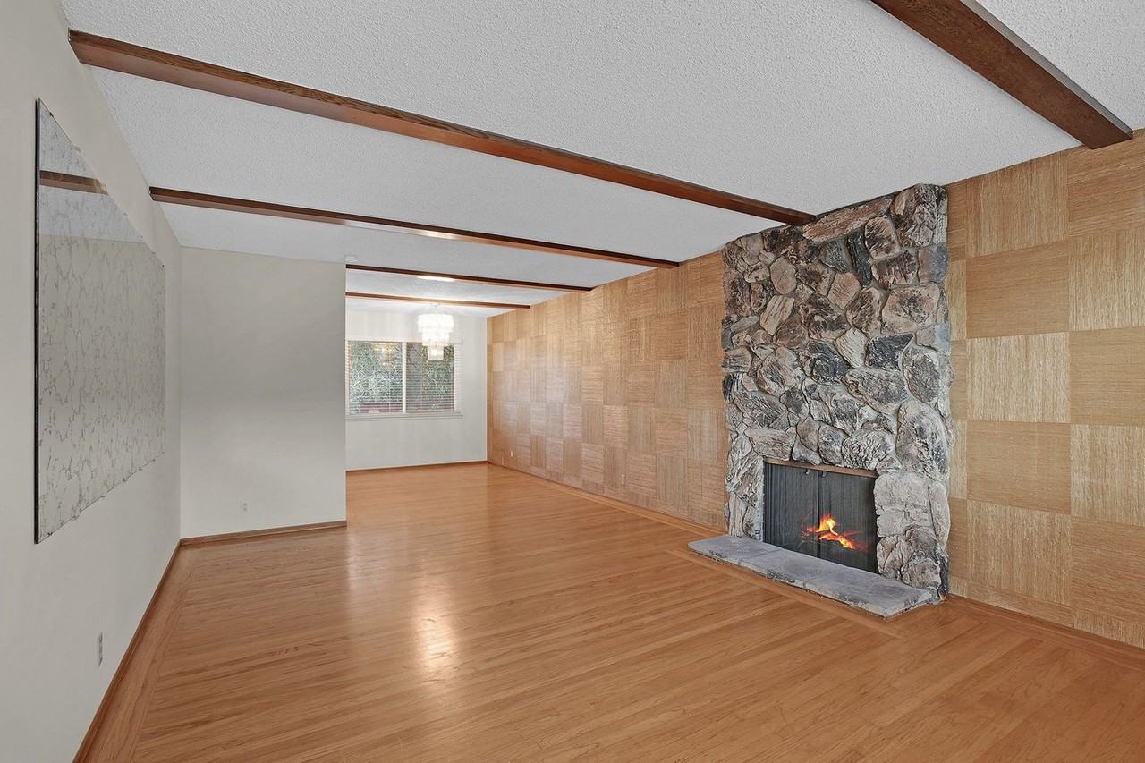 230 Lowell Ave - Photo 2 of 28