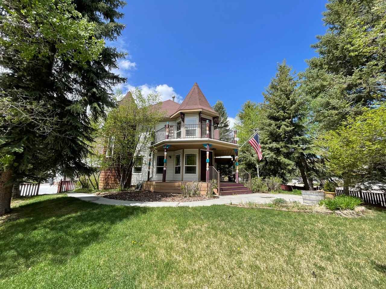 2522 Annie Oakley Dr - Photo 3 of 47