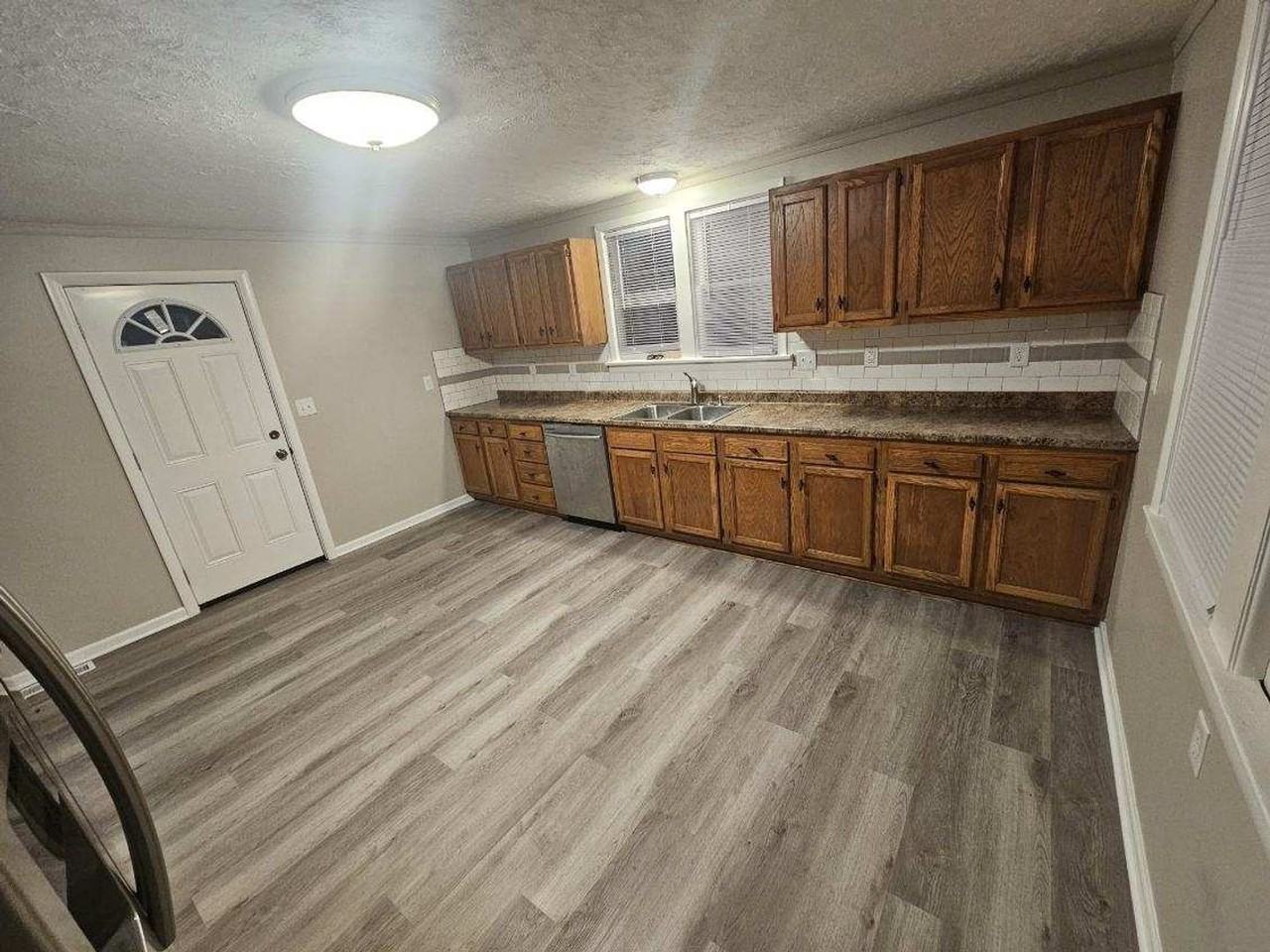 4336 Polk St - Photo 3 of 22