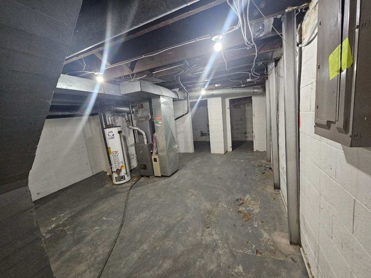 4336 Polk St - Photo 5 of 22