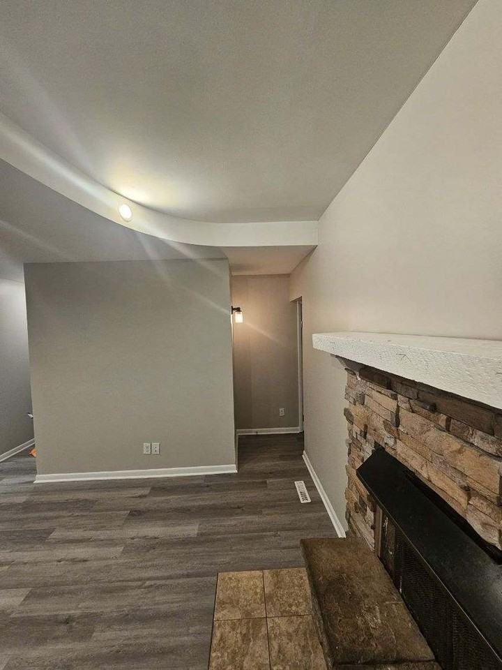 4336 Polk St - Photo 7 of 22