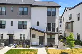 1638 Ne - Photo 1 of 1
