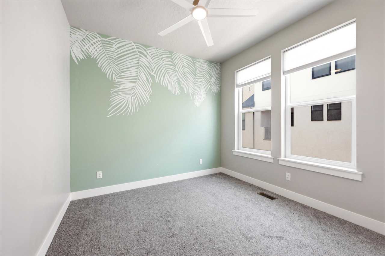 1638 Ne - Photo 4 of 27