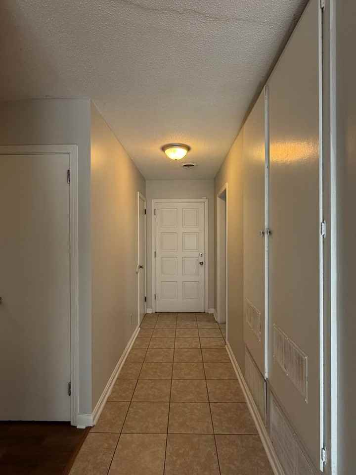 465 Mulligan Dr - Photo 3 of 18