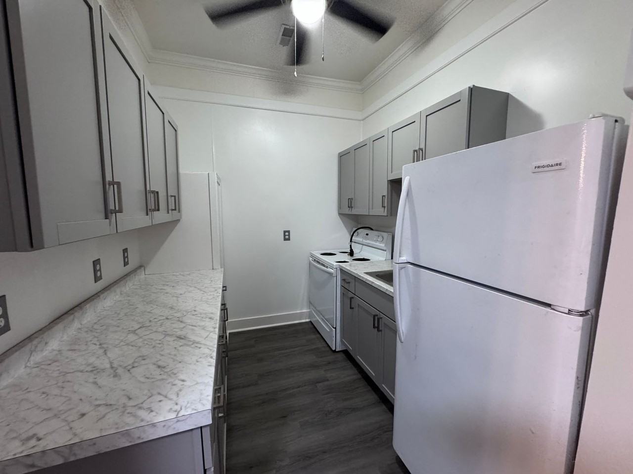 2516 Adams St - Photo 6 of 20
