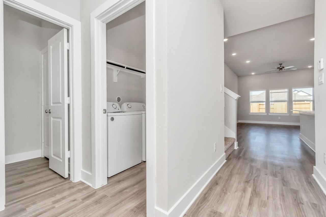 21015 Montego Breeze Ln - Photo 4 of 32