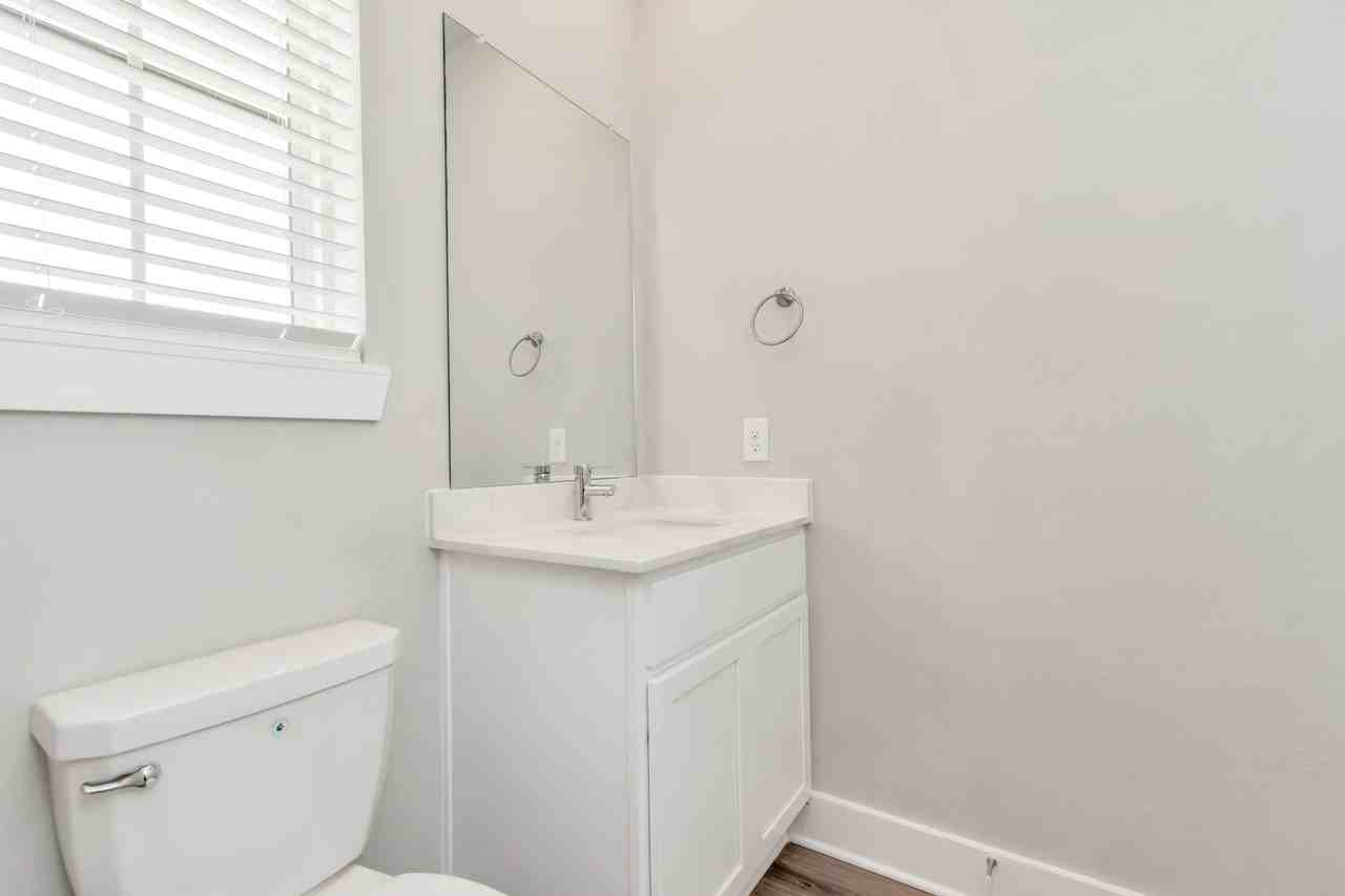 21015 Montego Breeze Ln - Photo 5 of 32