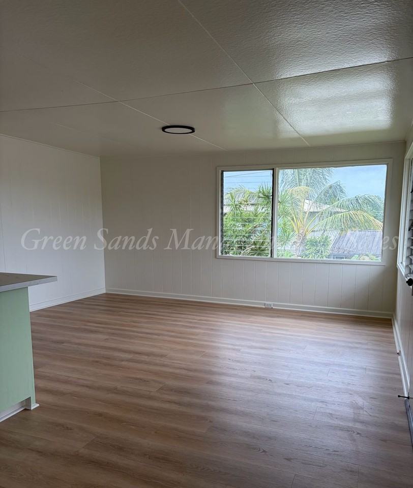 246 Mohouli St - Photo 5 of 10