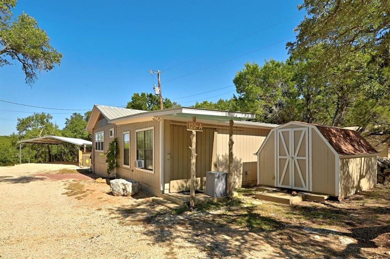 120 Cedar Bend - Photo 2 of 24