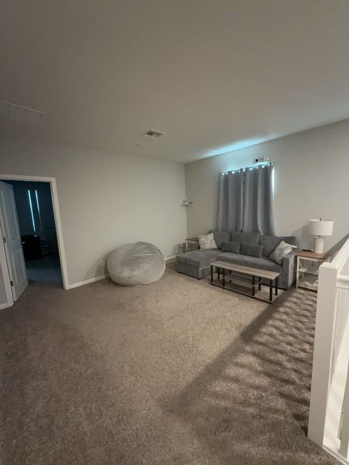 916 Moody Slough Rd - Photo 3 of 6