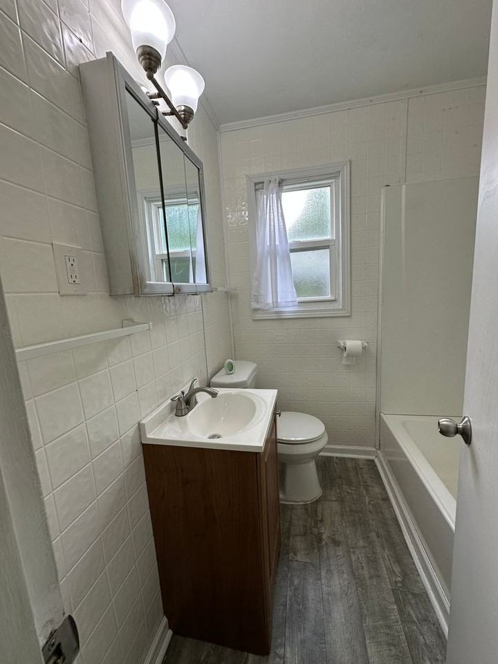 646 Robertsville Rd - Photo 4 of 18