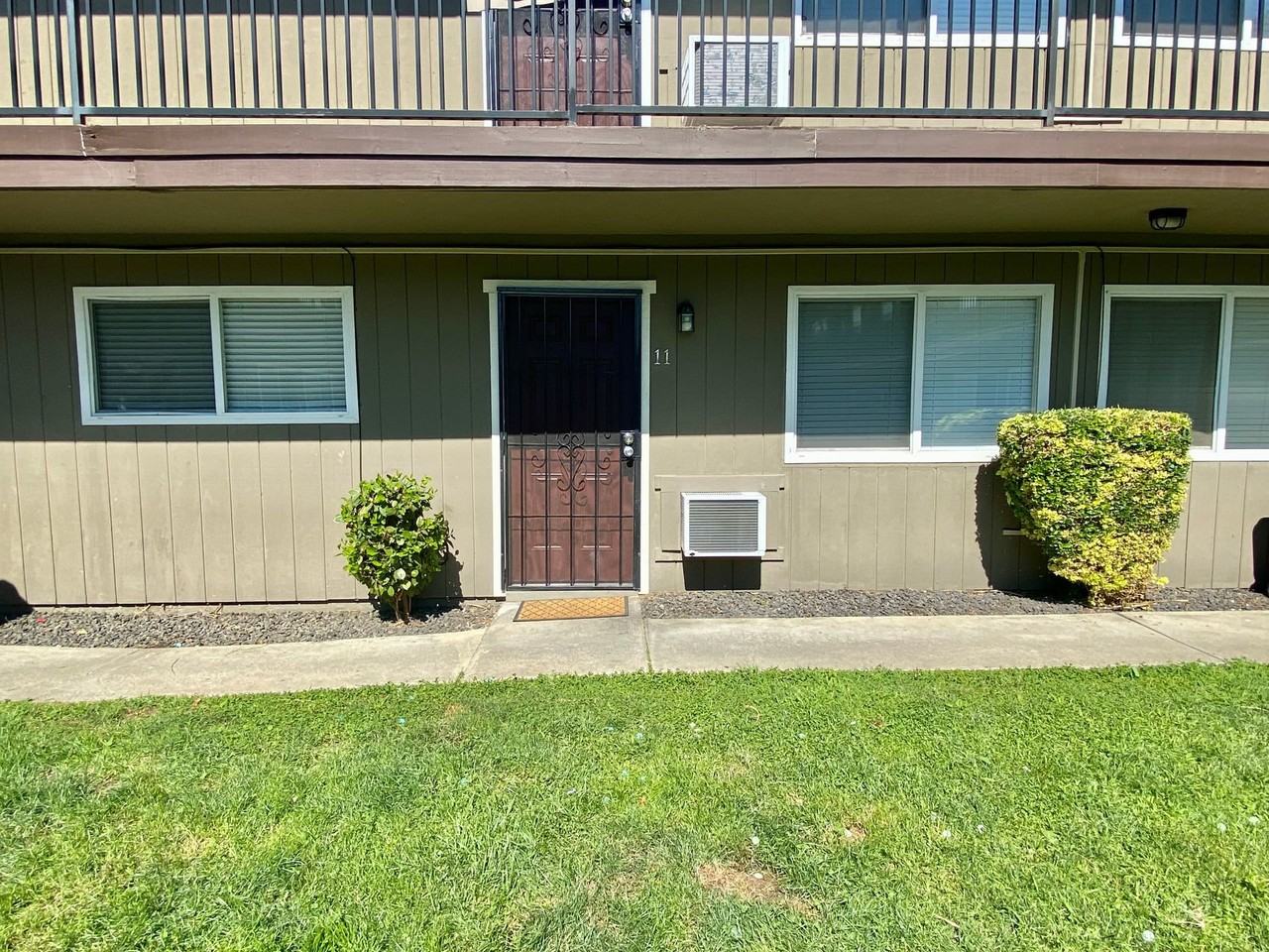 1017 H St, Antioch - Photo 5 of 11
