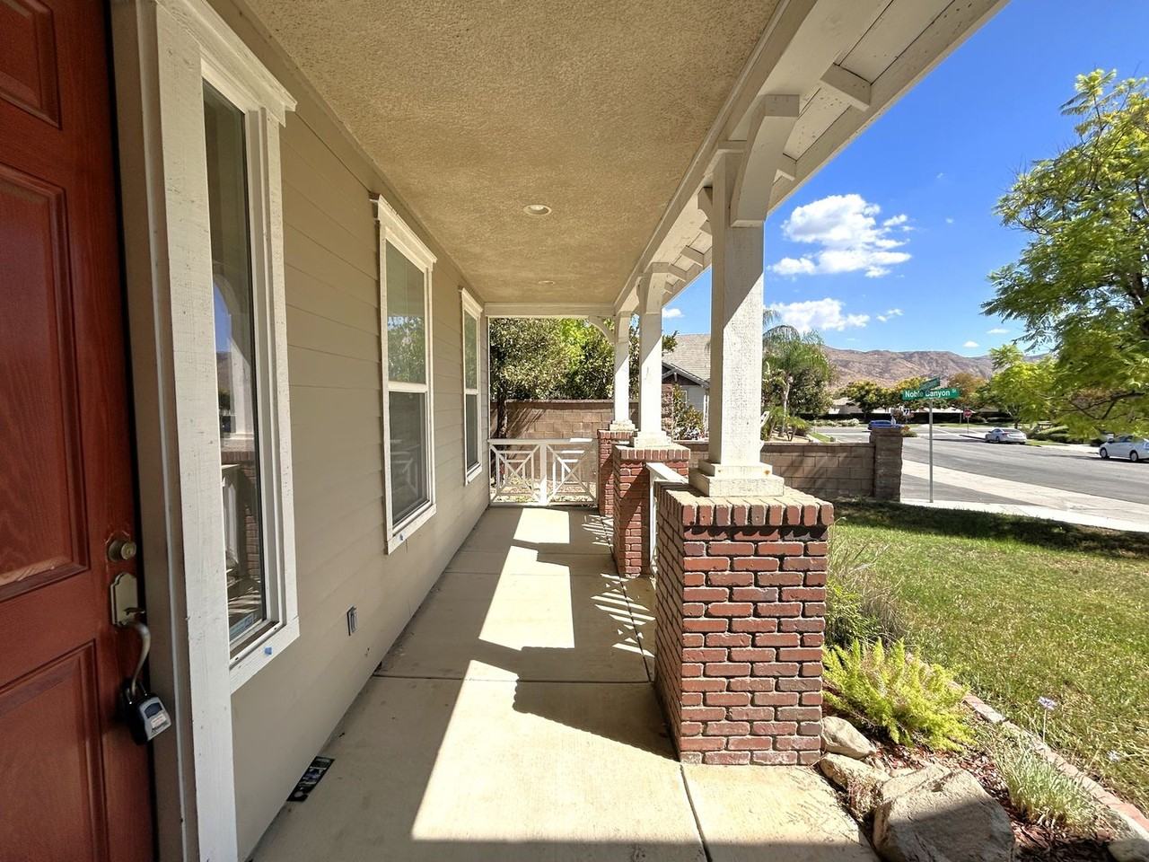 25380 Coral Canyon Rd - Photo 3 of 50