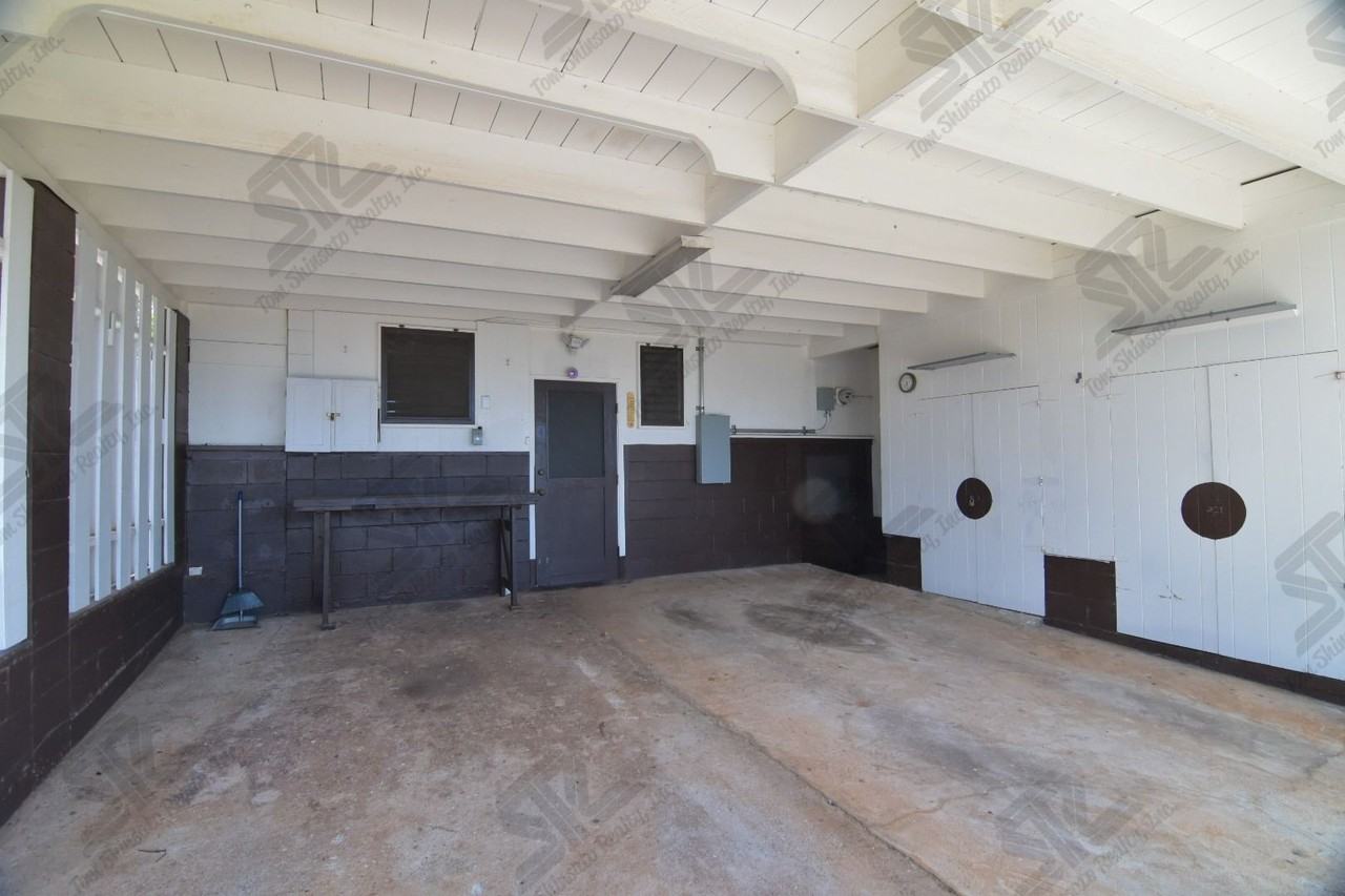 942 Upalu St - Photo 7 of 25