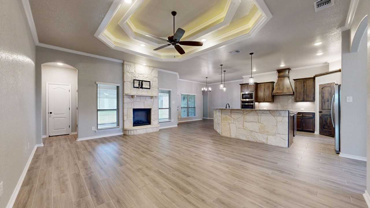 7709 Silicon Dr - Photo 6 of 44