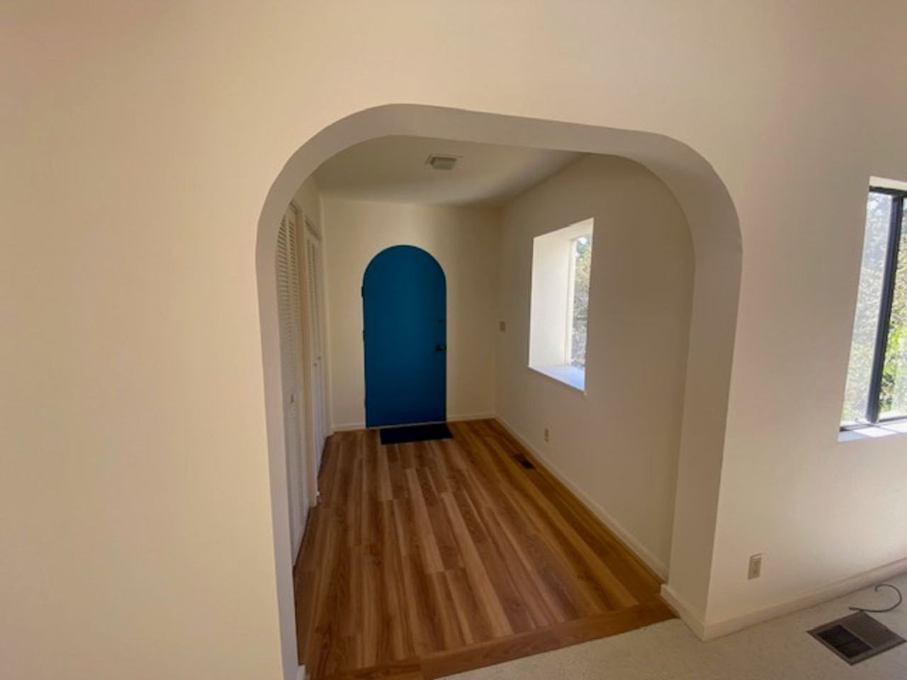 221 9th Ave - Photo 5 of 40