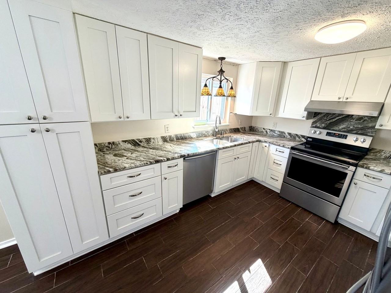 6210 Pridgen St - Photo 6 of 21