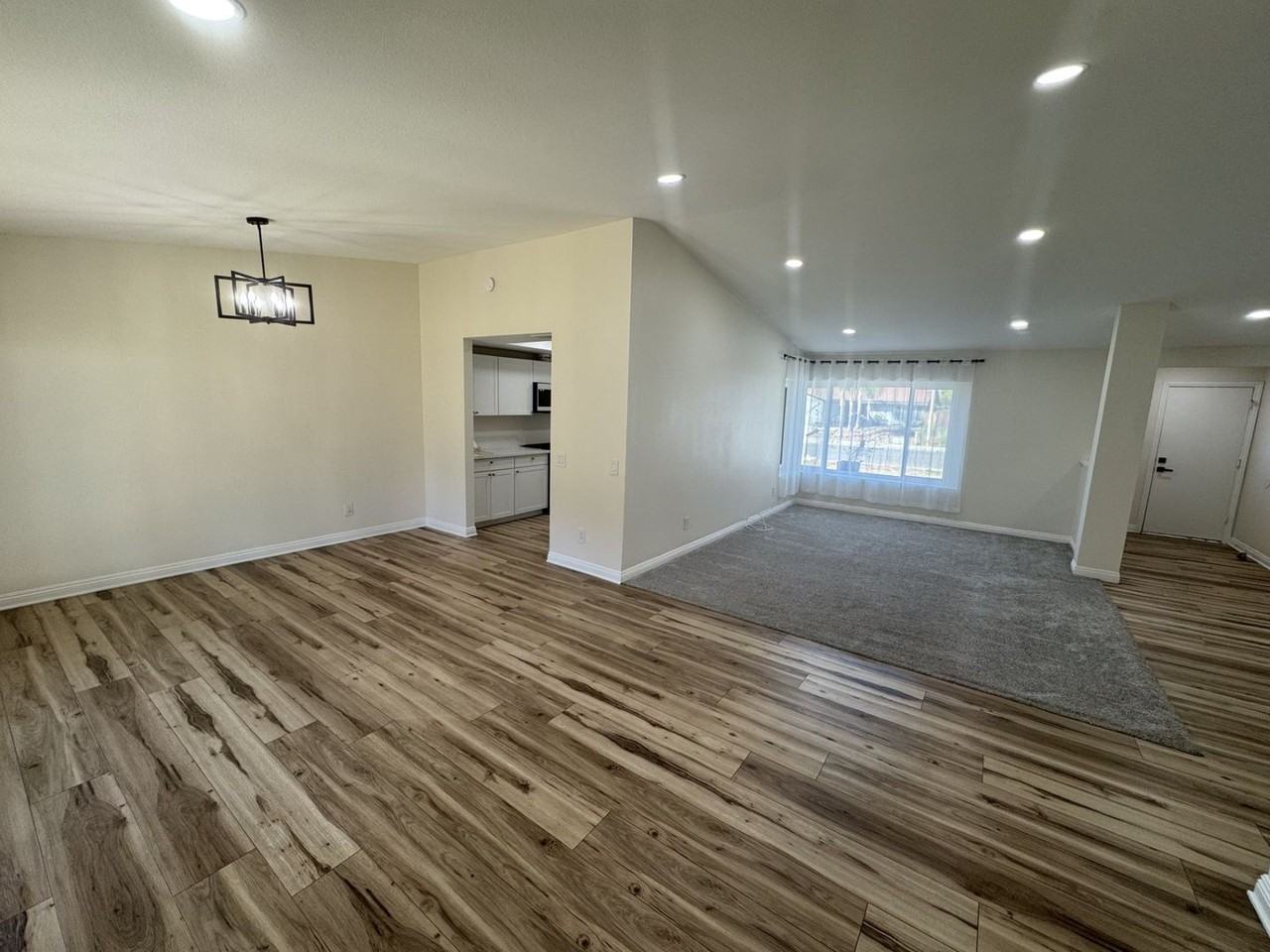2892 Heller Dr - Photo 7 of 26
