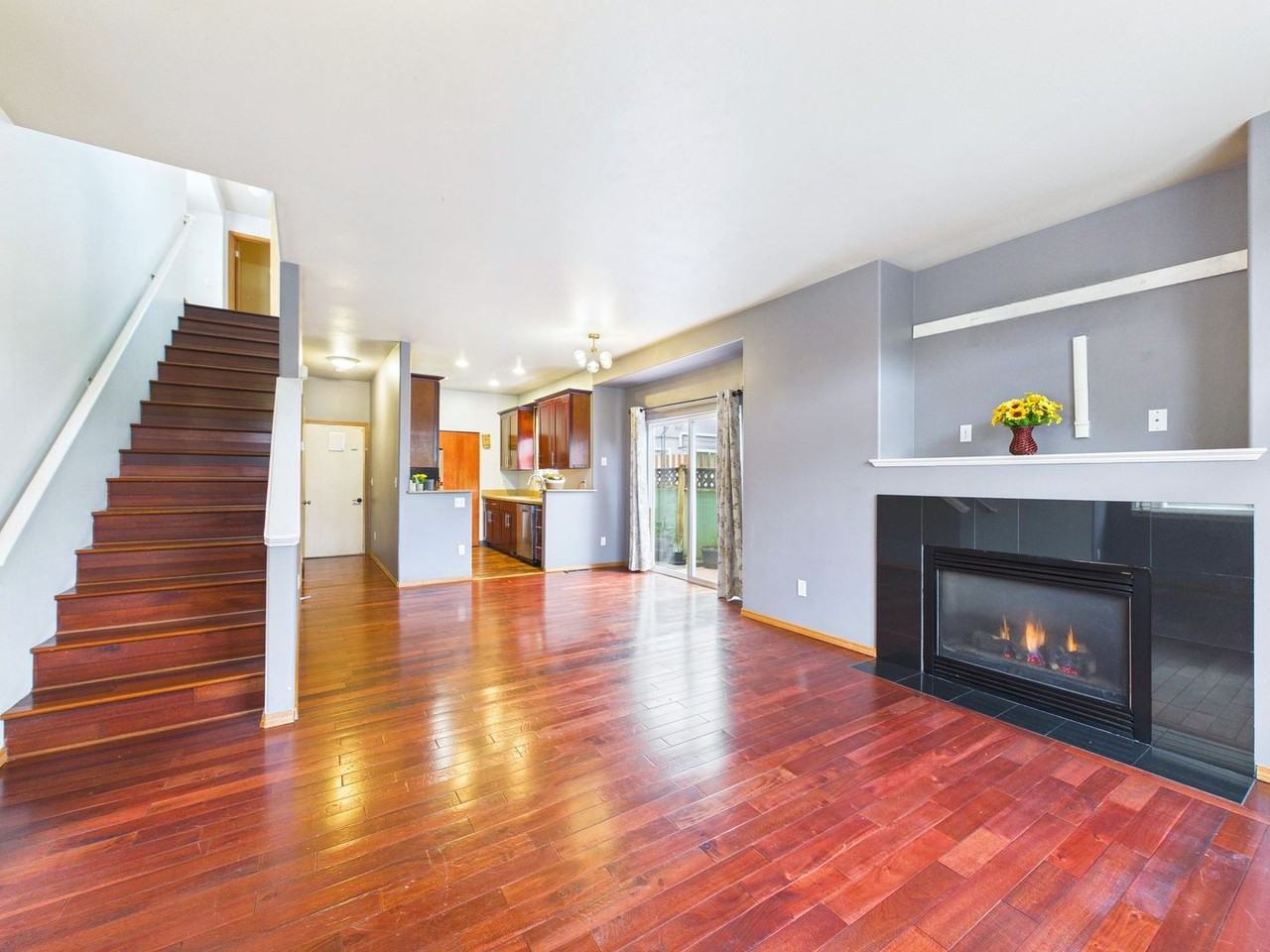 1108 S 207th St - Photo 3 of 10