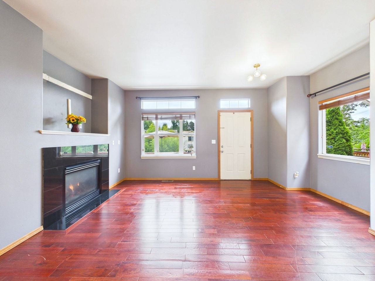 1108 S 207th St - Photo 4 of 10