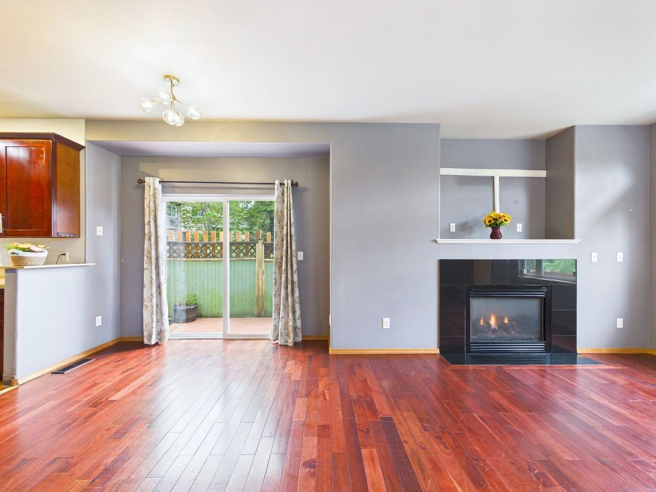 1108 S 207th St - Photo 5 of 10