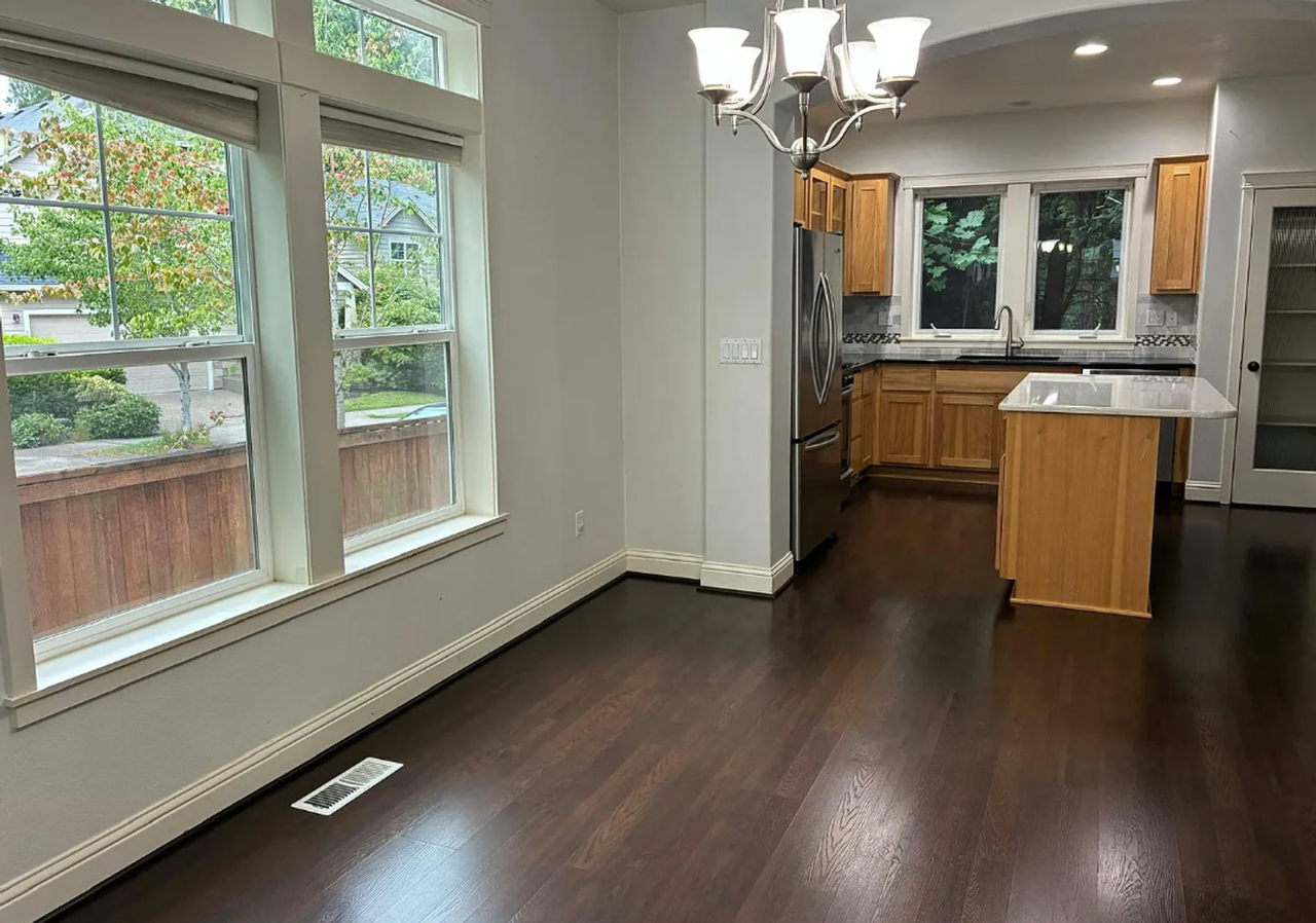 160 Ne Porto Way - Photo 3 of 35