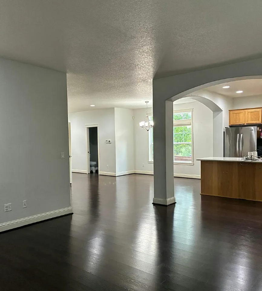 160 Ne Porto Way - Photo 7 of 35