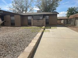featured image of 2901 La Habra St